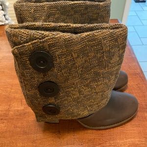 MUK LUKS women’s boots